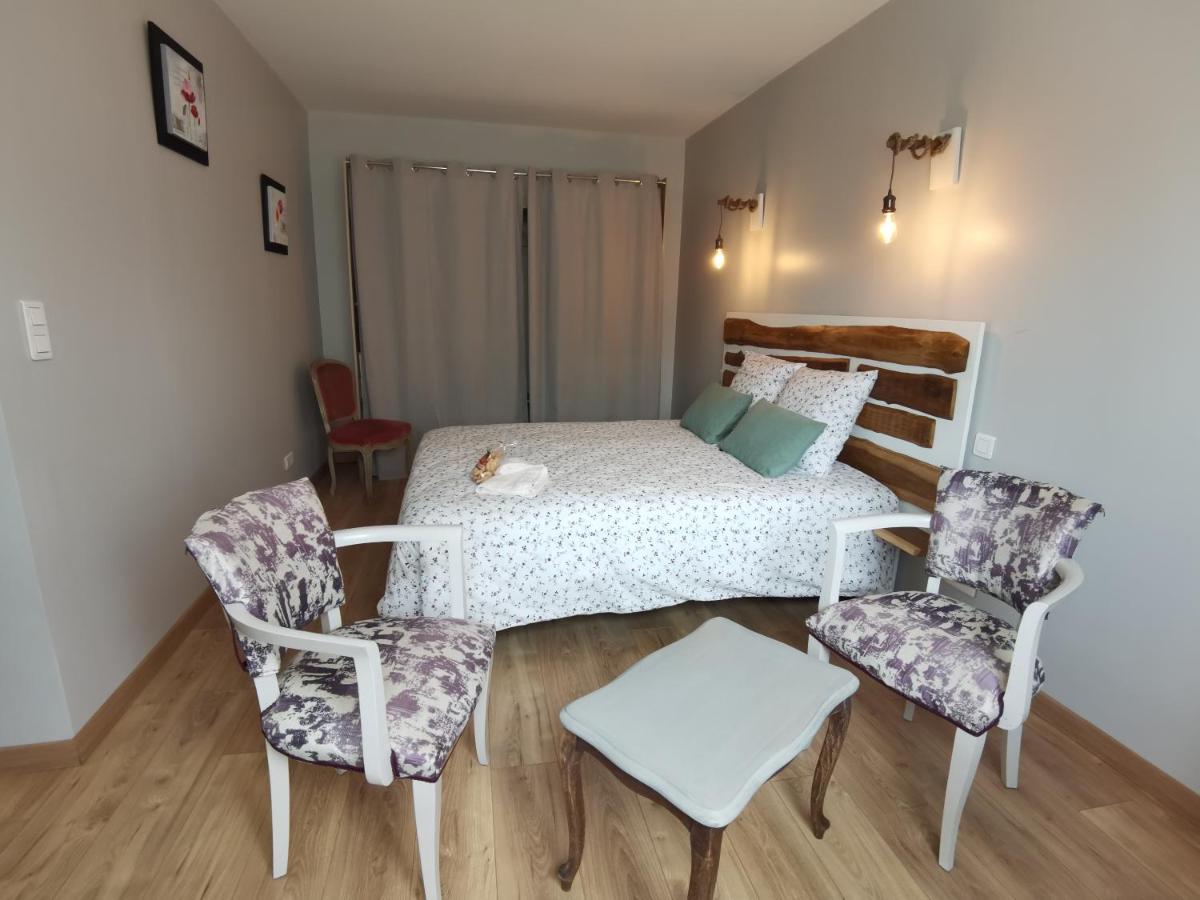 Les Hauts De Grazac, Chambres Et Tables D'Hotes Grazac  Buitenkant foto