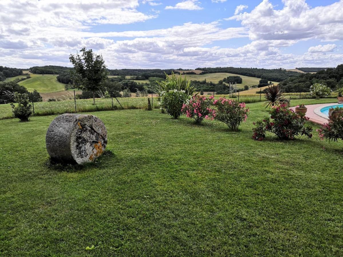Les Hauts De Grazac, Chambres Et Tables D'Hotes Grazac  Buitenkant foto
