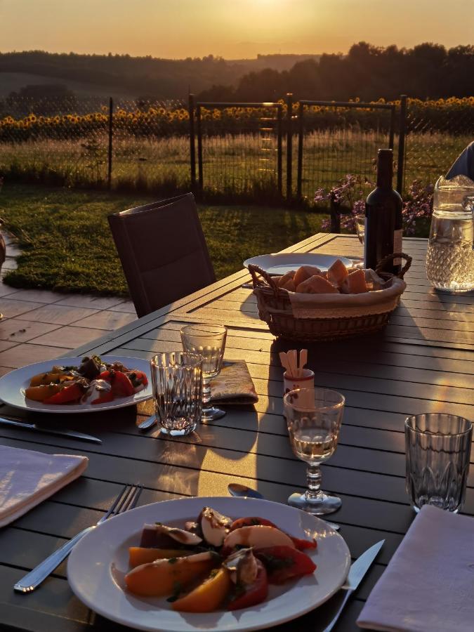 Les Hauts De Grazac, Chambres Et Tables D'Hotes Grazac  Buitenkant foto