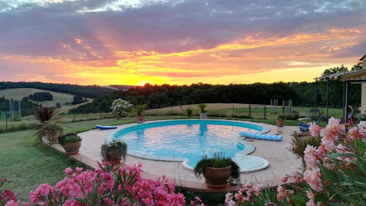 Les Hauts De Grazac, Chambres Et Tables D'Hotes Grazac  Buitenkant foto